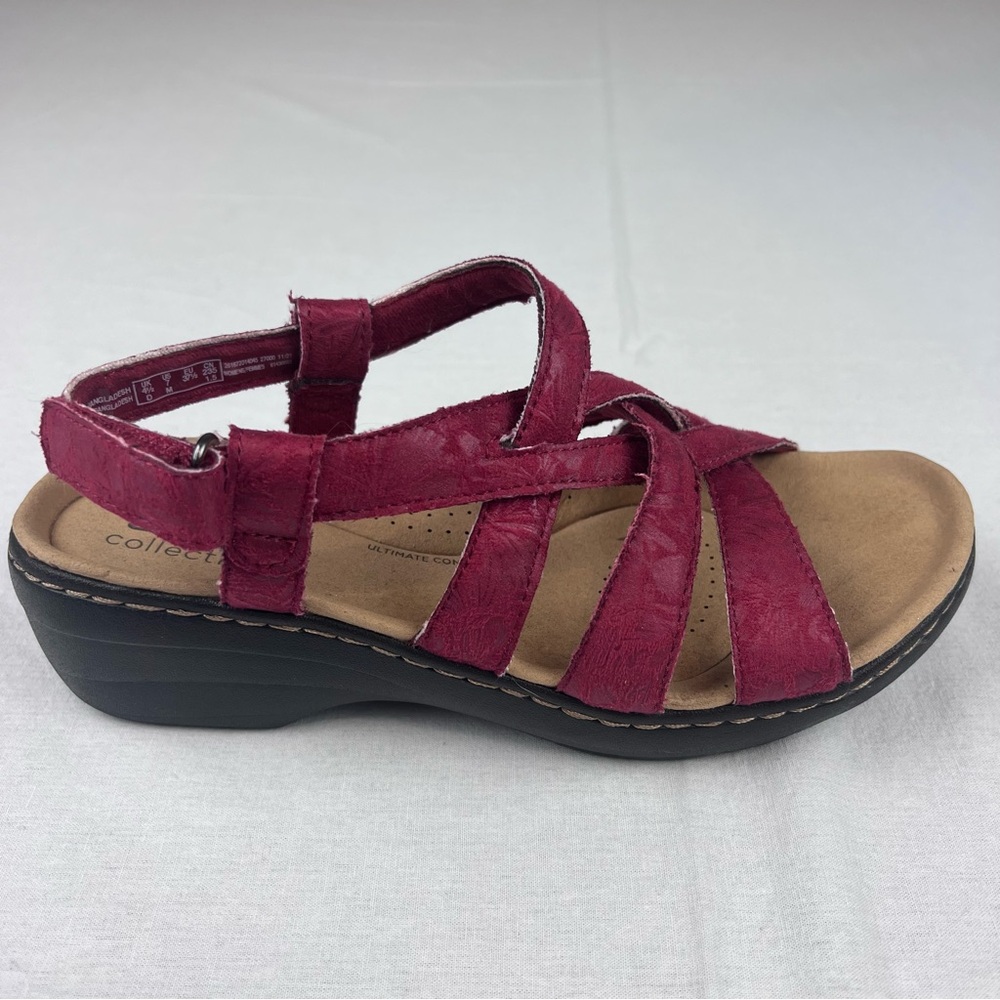 Clarks Collection Sandals Merliah Rose Women's 7 Strappy Red Comfort Wedge (Flaw